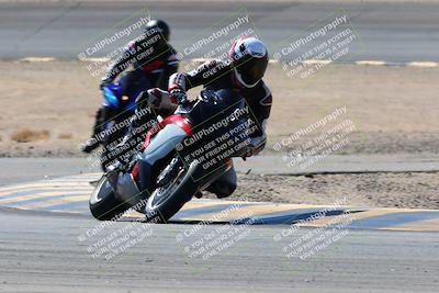 media/Feb-13-2022-SoCal Trackdays (Sun) [[c9210d39ca]]/Turn 14 (1130am)/